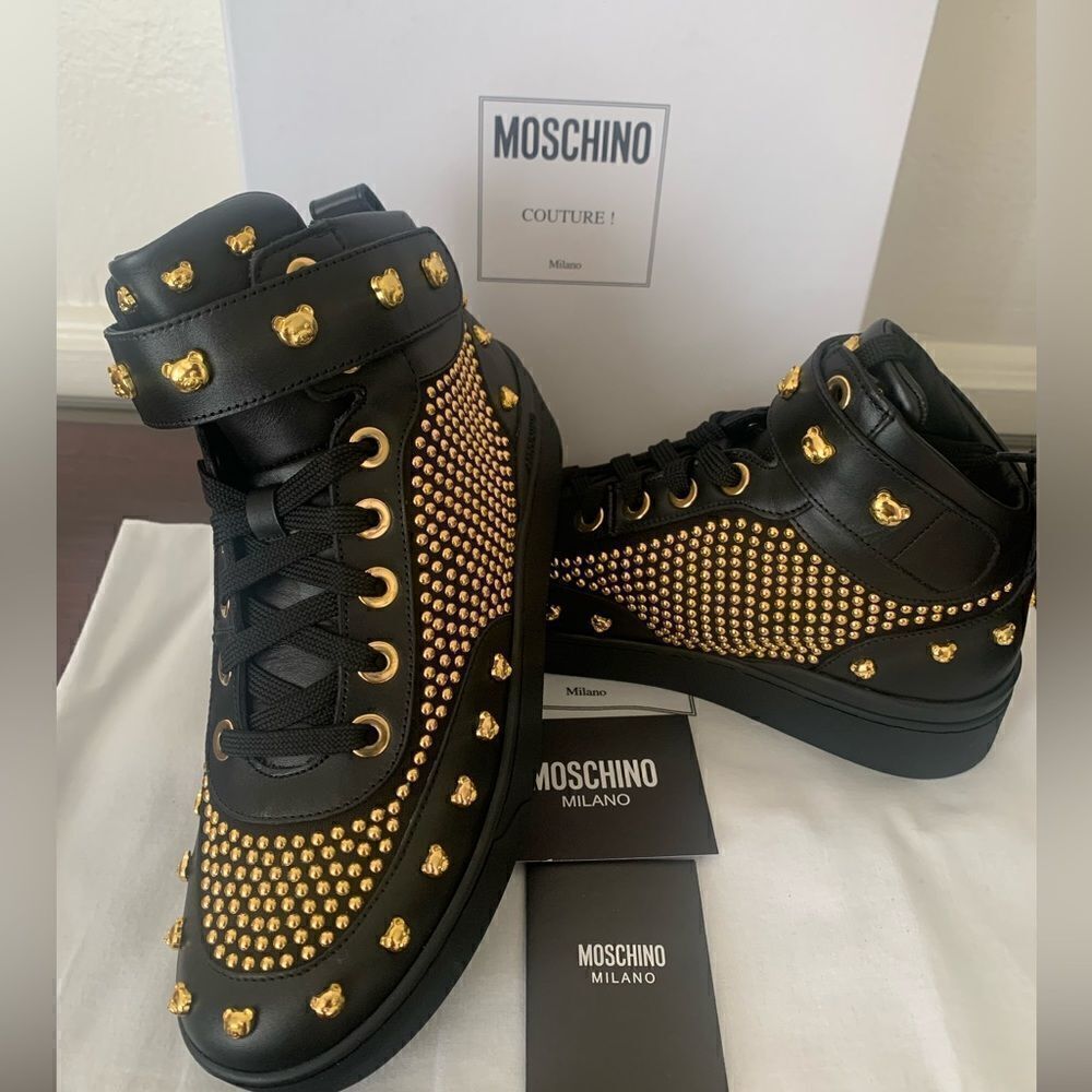 Moschino Women’s studded lace up leather up/ lining high top sneaker Sz  7 and 8